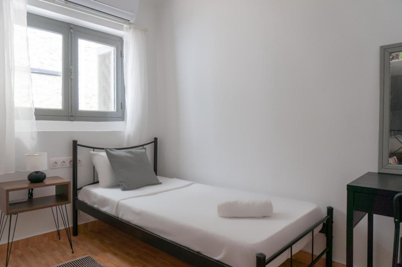 Dioskouros Hostel Афины Экстерьер фото