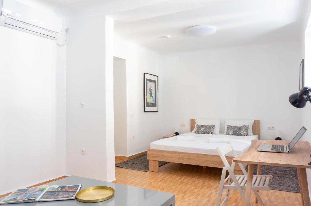 Dioskouros Hostel Афины Экстерьер фото