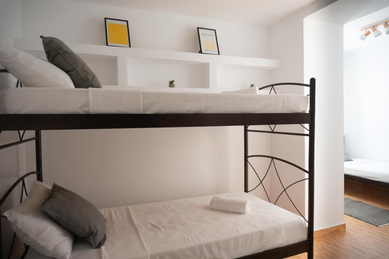Dioskouros Hostel Афины Экстерьер фото