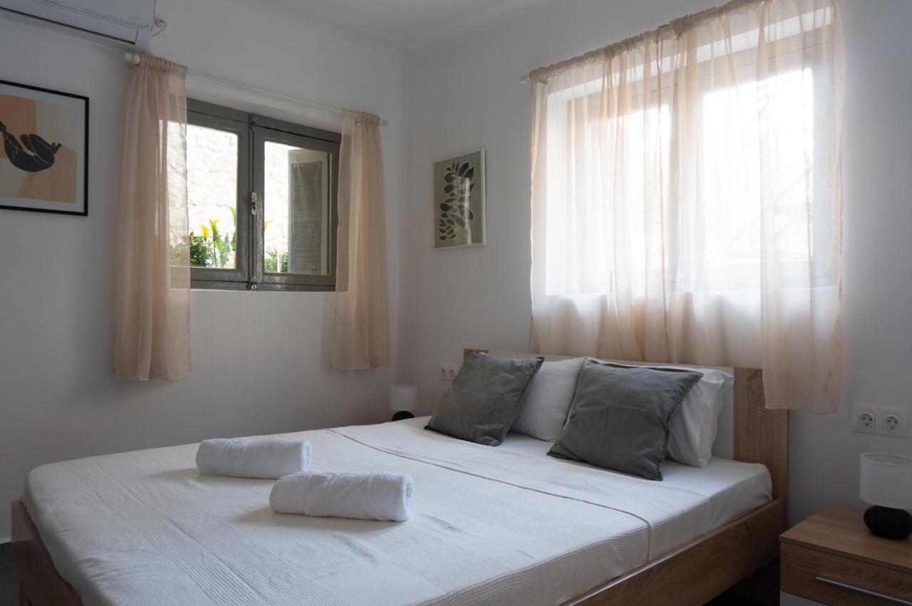Dioskouros Hostel Афины Экстерьер фото