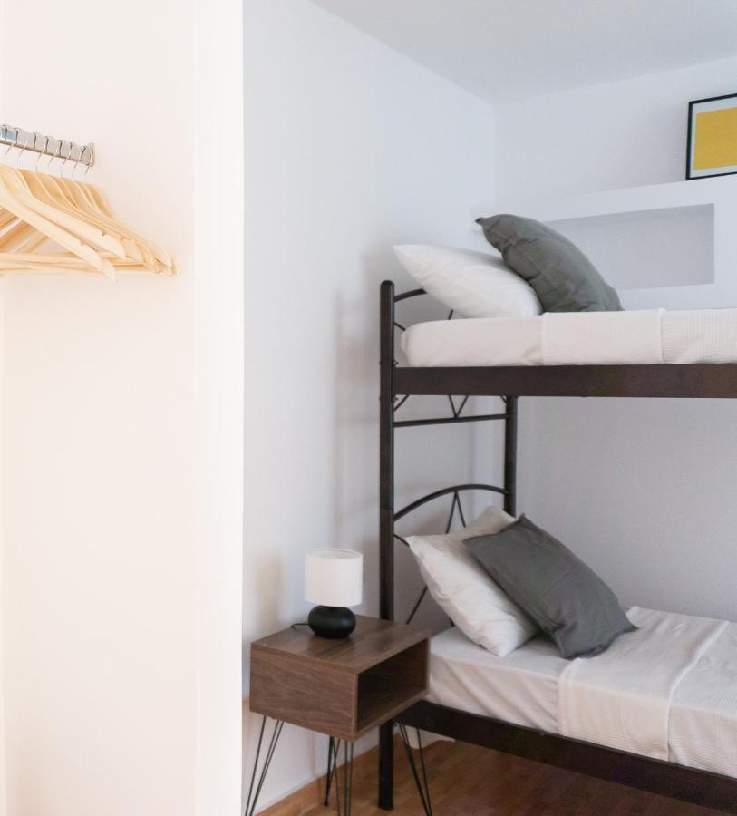 Dioskouros Hostel Афины Экстерьер фото