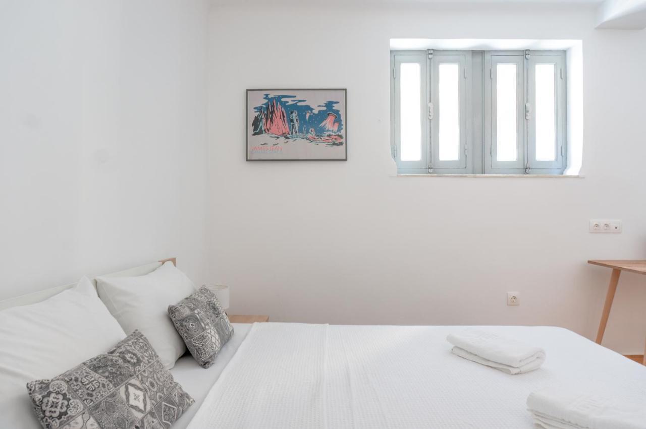 Dioskouros Hostel Афины Экстерьер фото