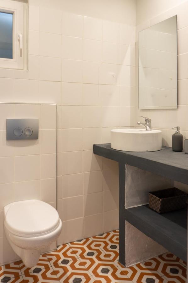 Dioskouros Hostel Афины Экстерьер фото